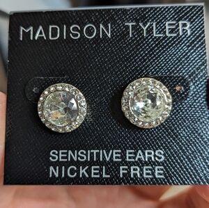 Madison Tyler‎ Sliver Tone Crystal Earrings